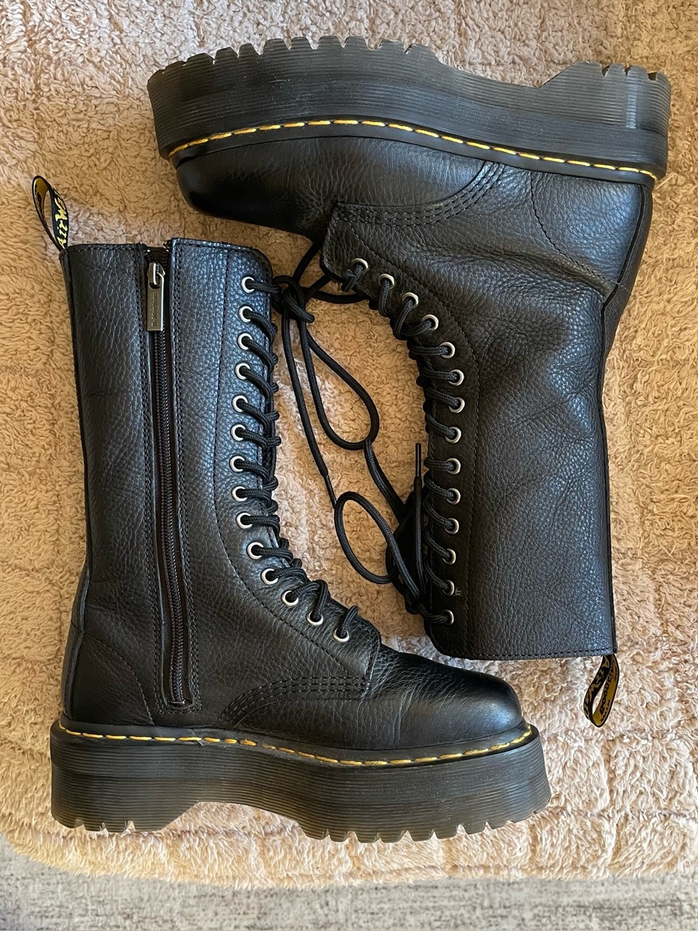 Doc Martens 1B99 Quad boots